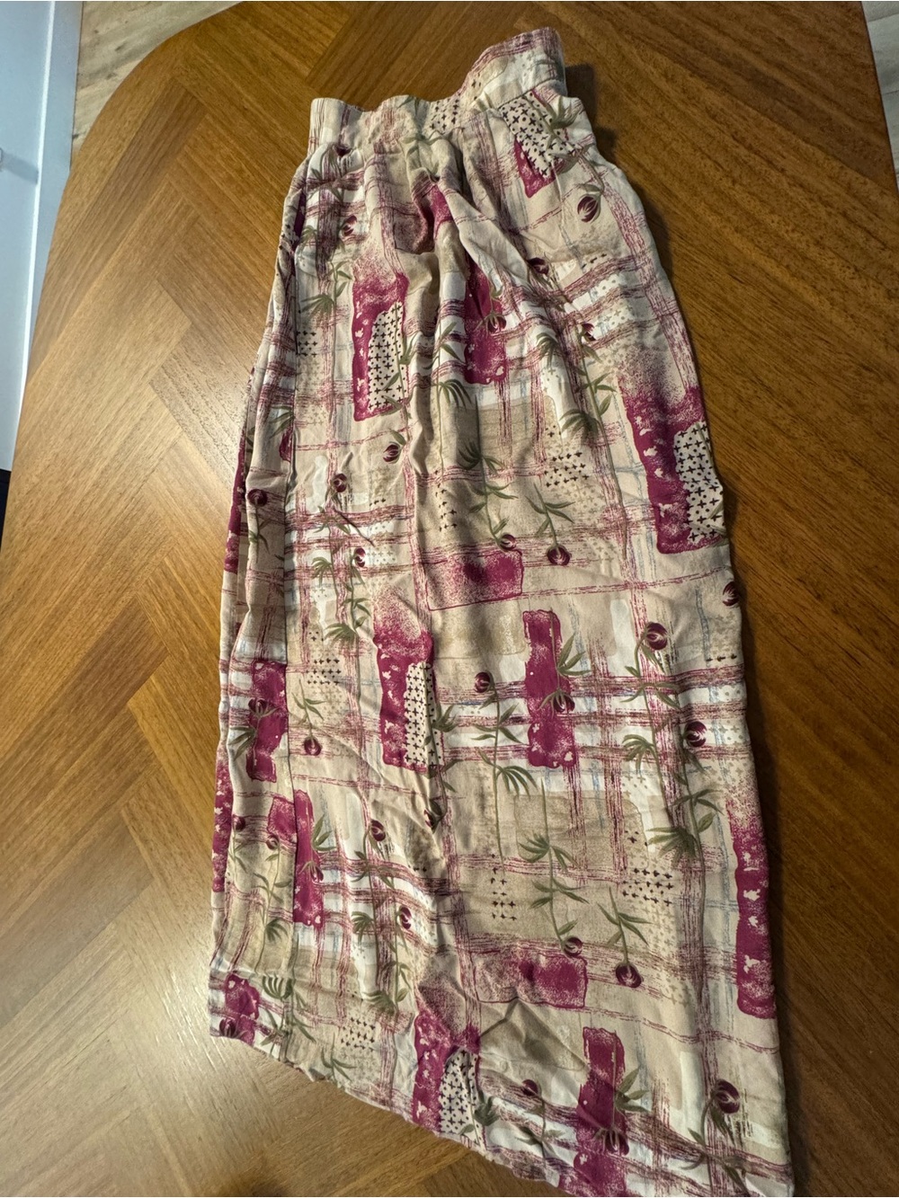 Vintage-Inspired Beige & Berry Patterned Midi Skirt